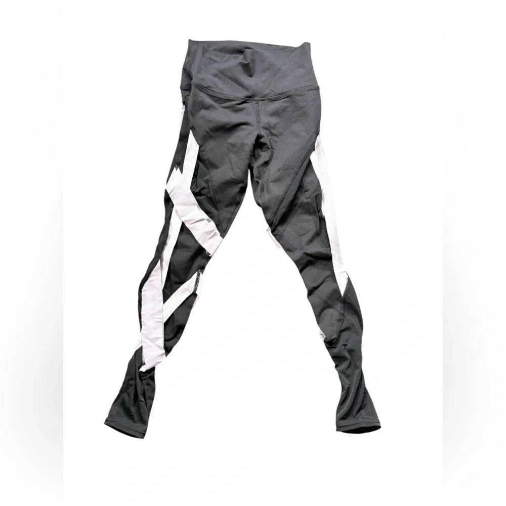 ALO Yoga stylish black